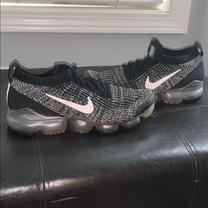Men’s Nike Vapor Max